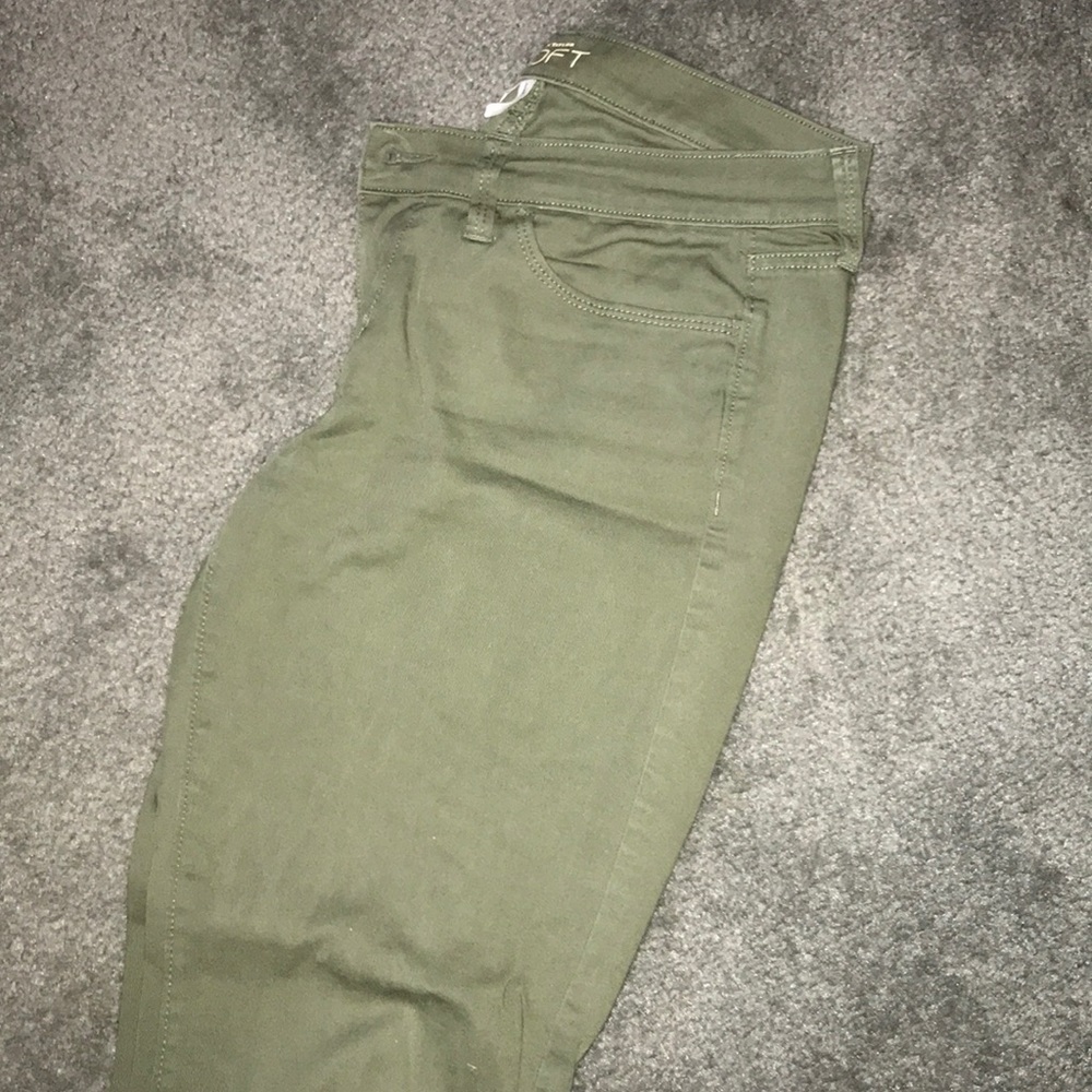 Olive jeans